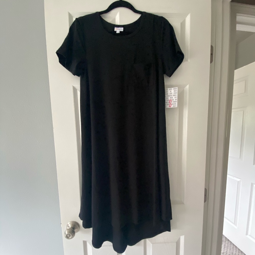 LuLaRoe SOLID BLACK Carly size SMALL NWT